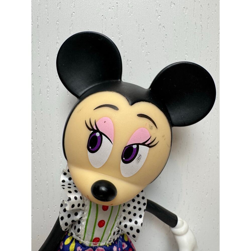 Disney Minnie Mouse Trendy Traveler Fashion Doll w/ lace ruffles floral Dress